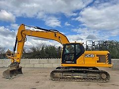 JCB 220X