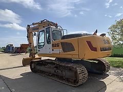 Liebherr 926 Excavator