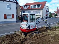 Takeuchi TB 225