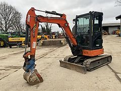 Hitachi ZX26U