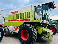 Claas MEGA 218