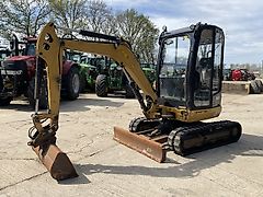 CAT 302.7D CR