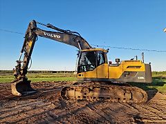 Volvo EC 220 DL